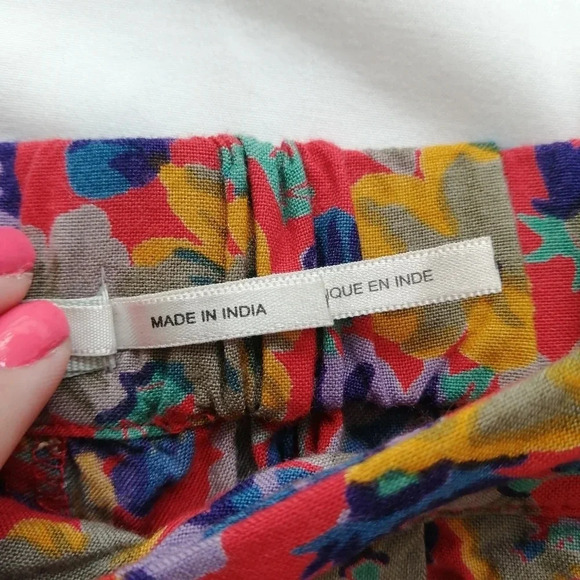 Urban Outfitters Kimchi Blue  Floral Shorts with Tie Sides Size Medium - Picture 10 of 15